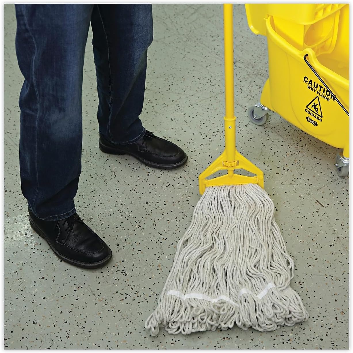 Boardwalk BWK424CEA 24 oz Cotton Pro Loop Wet Mop Head - White