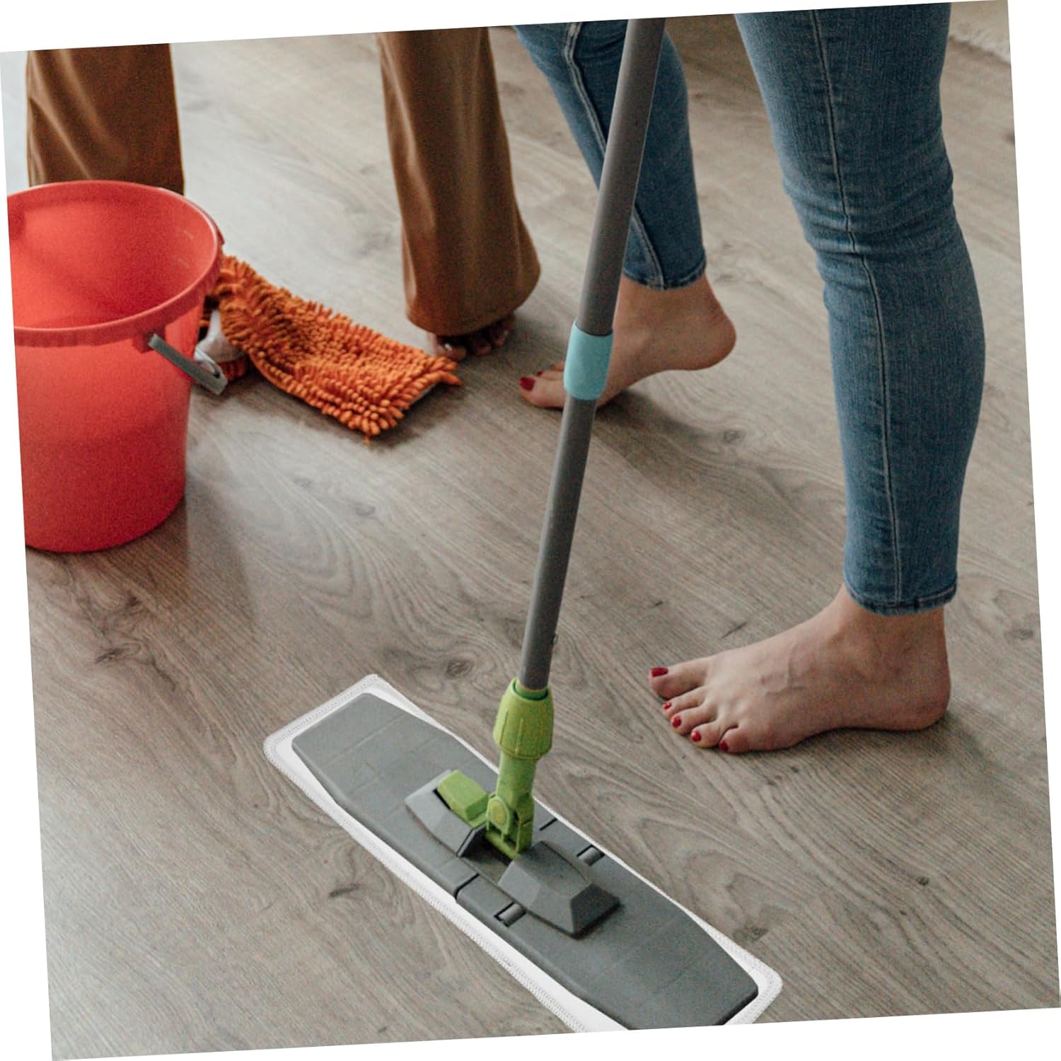 2pcs Reusable Microfiber Mop Pads for Efficient Floor Cleaning